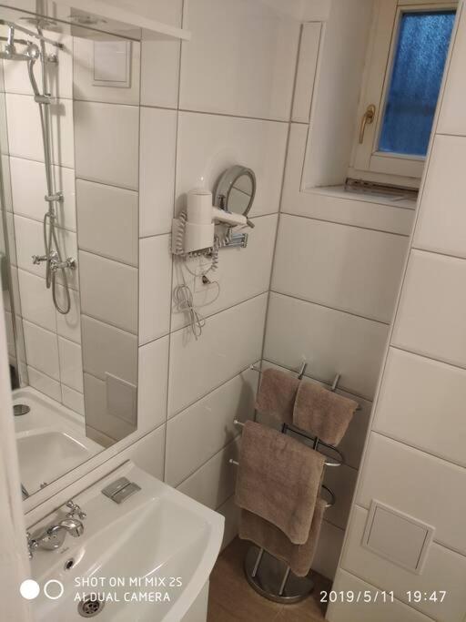Budget Dbl Studio Free Breakfast Ljubljana Buitenkant foto